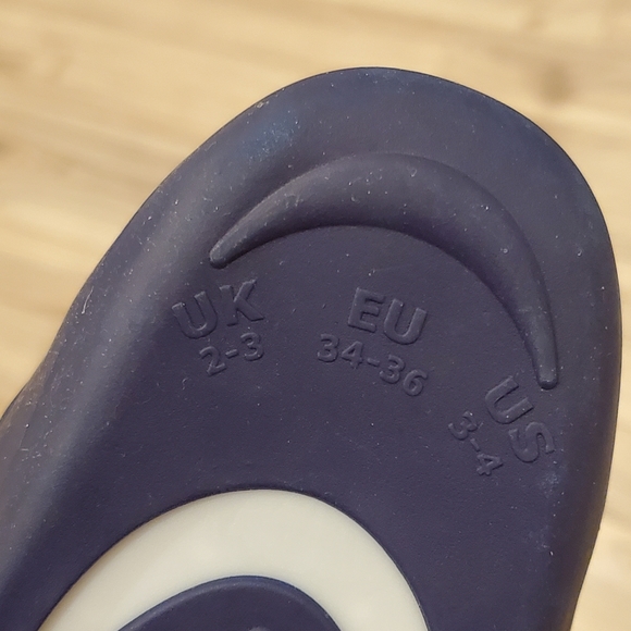 Oceanic Vipor Snorkel Full Foot Fins, Limited Edition, Youth US 3-4, Lik… - Picture 3 of 8